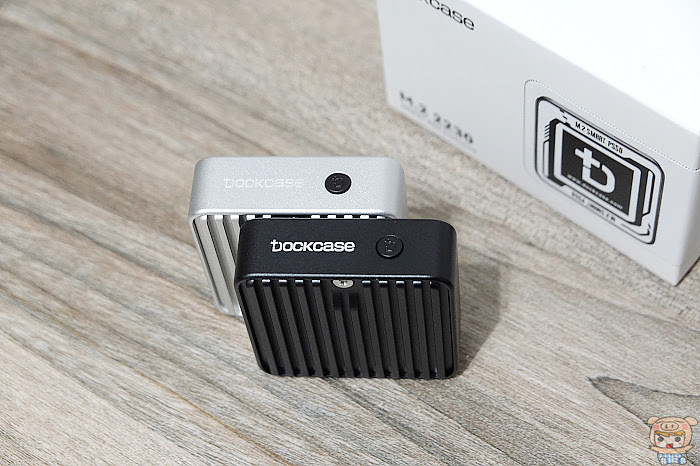 Dockcase M.2 2230 SSD 液晶顯示硬碟盒 