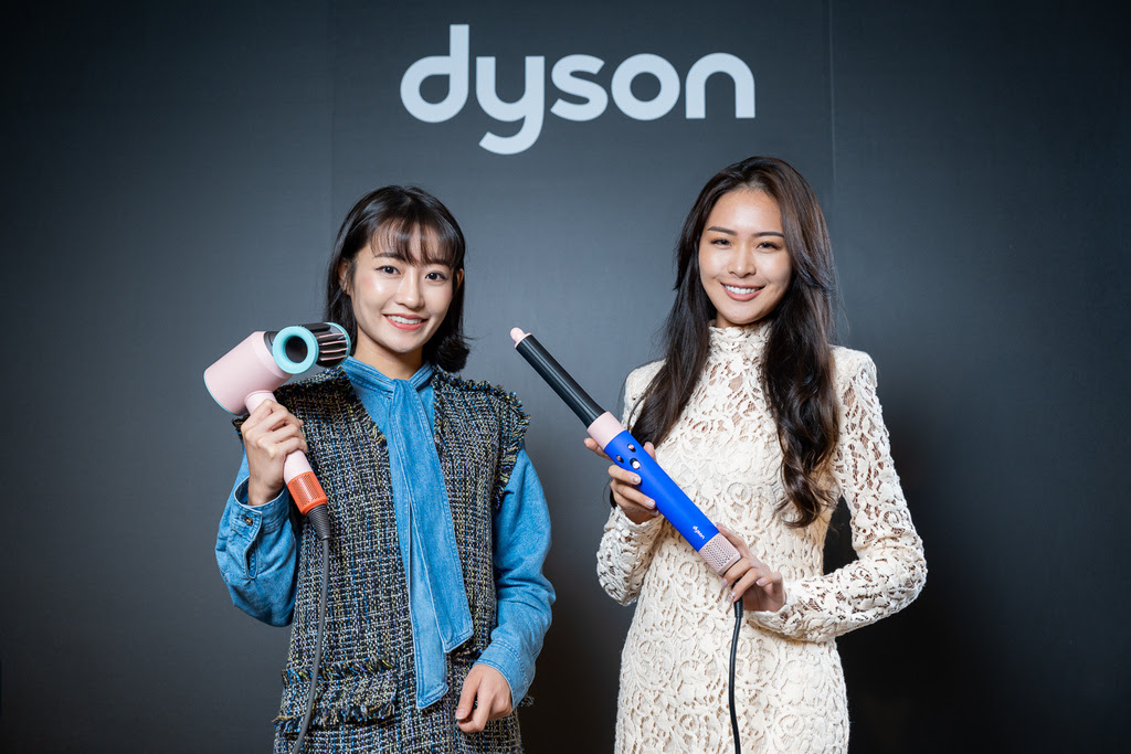 Dyson 有史以來最可愛的配色結合專業美髮科技，打造實用與美感兼具的造型工具。無論送禮或自用，絕對都是今年秋冬必備的時尚單品.jpg